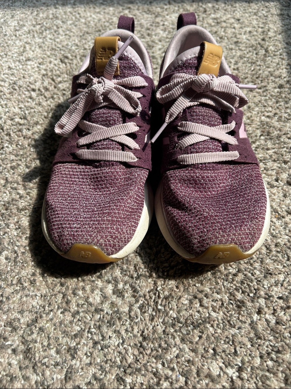 New Balance Women's Plum/Lavender Knit Sneakers Size 7.5